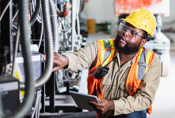 Best Affordable Emergency Electrician  in Fairfax, MN